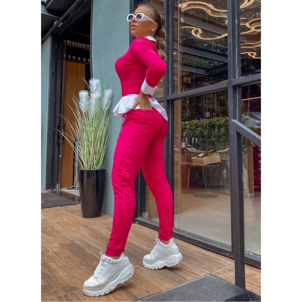 Crop Top Sweatsuit Set - Picture 4 of 7